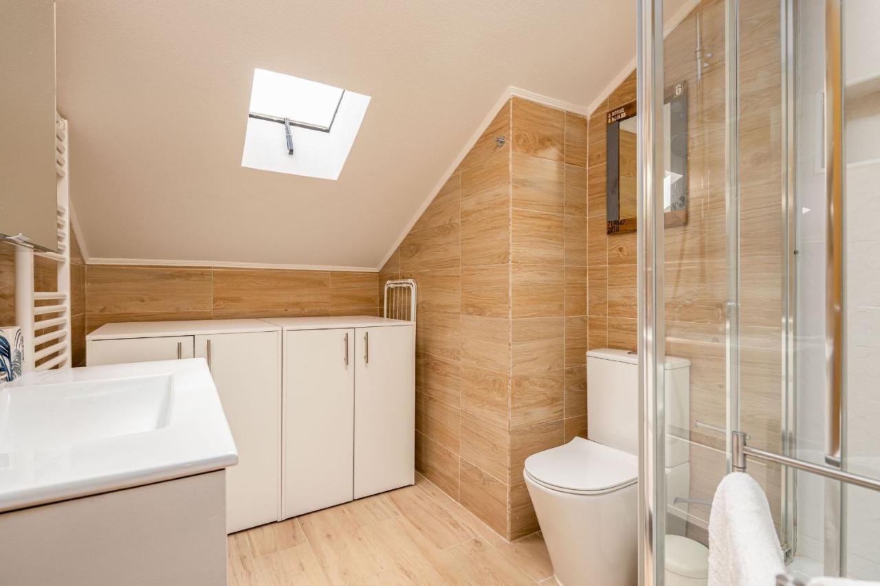 Lapa 3Bdr Duplex W/ Balcony By Lovelystay Lisboa Exteriér fotografie